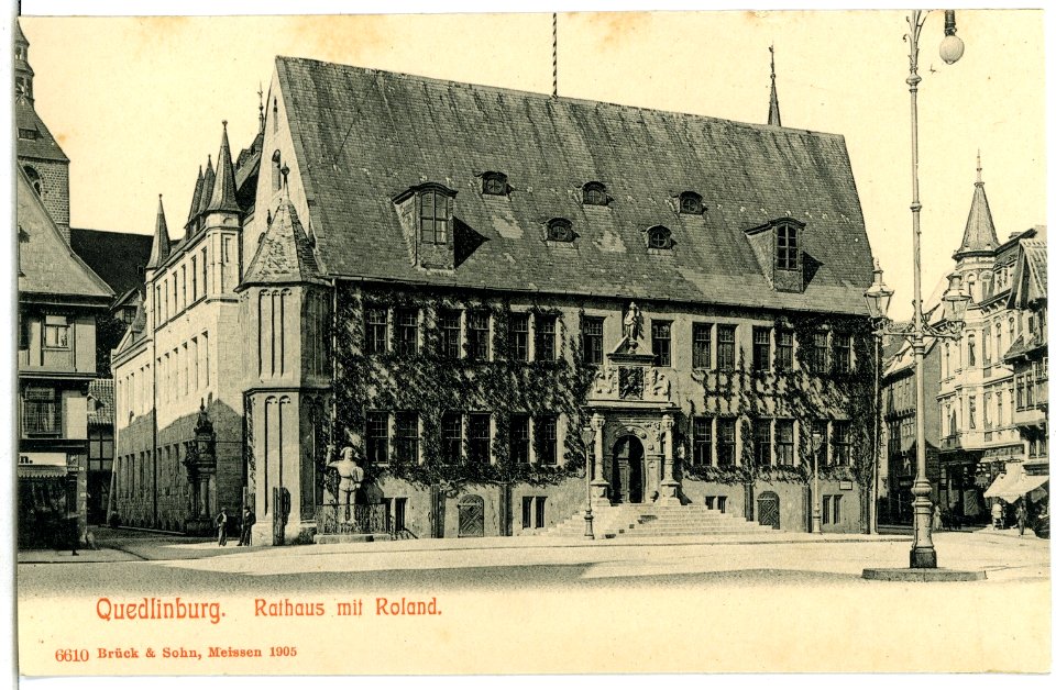 06610-Quedlinburg-1905-Rathaus mit Roland-Brück & Sohn Kunstverlag