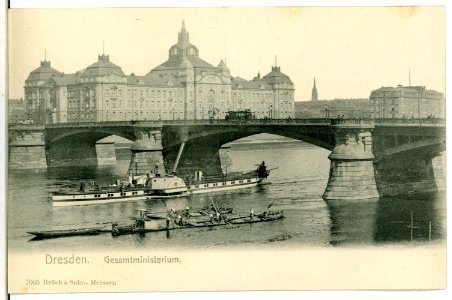 07065-Dresden-1906-Gesamtministerium, August-Brücke, Dampfer Franz-Josef-Brück & Sohn Kunstverlag