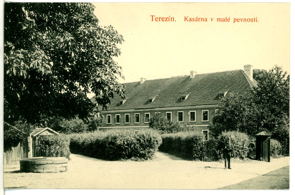 09213-Theresienstadt-1907-Kleine Festung - Dragonerkaserne-Brück & Sohn Kunstverlag