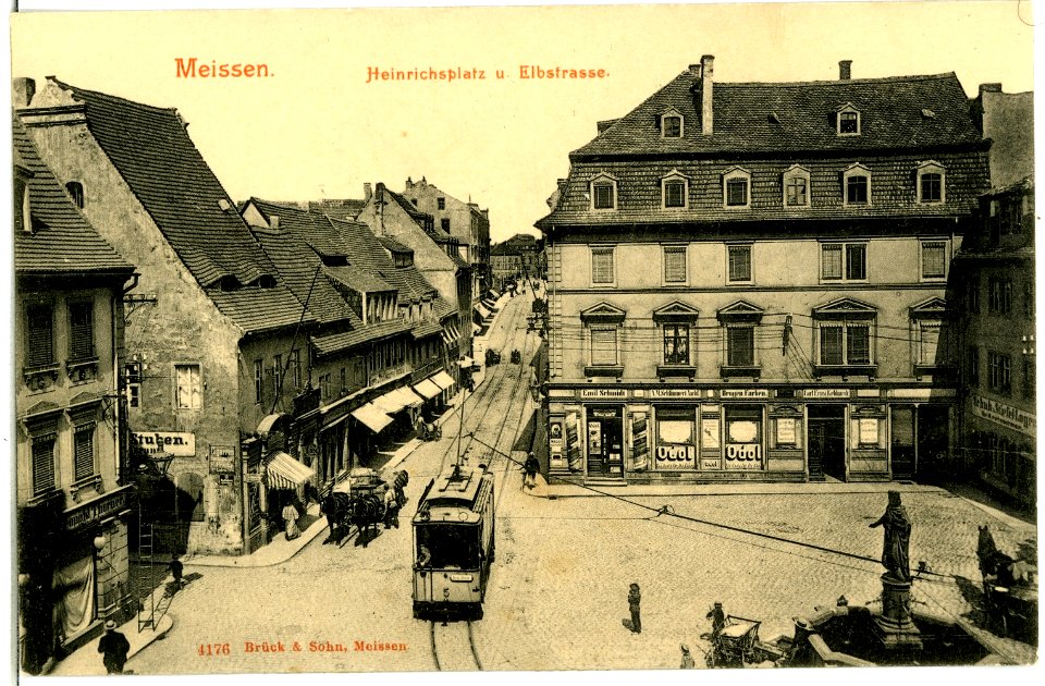 04176-Meißen-1903-Heinrichsplatz, Elbstraße mit Straßenbahn und Denkmal-Brück & Sohn Kunstverlag