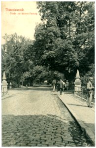 03739-Theresienstadt-1903-Straße zur kleinen Festung-Brück & Sohn Kunstverlag