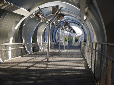 Bridge architecture construction