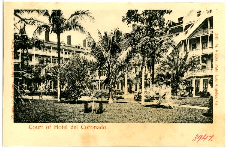 03941-Coronado-1903-Court of Hotel del Coronado-Brück & Sohn Kunstverlag photo