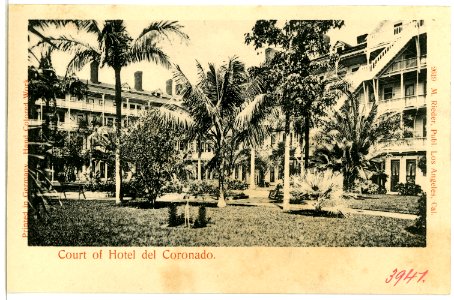 03941-Coronado-1903-Court of Hotel del Coronado-Brück & Sohn Kunstverlag