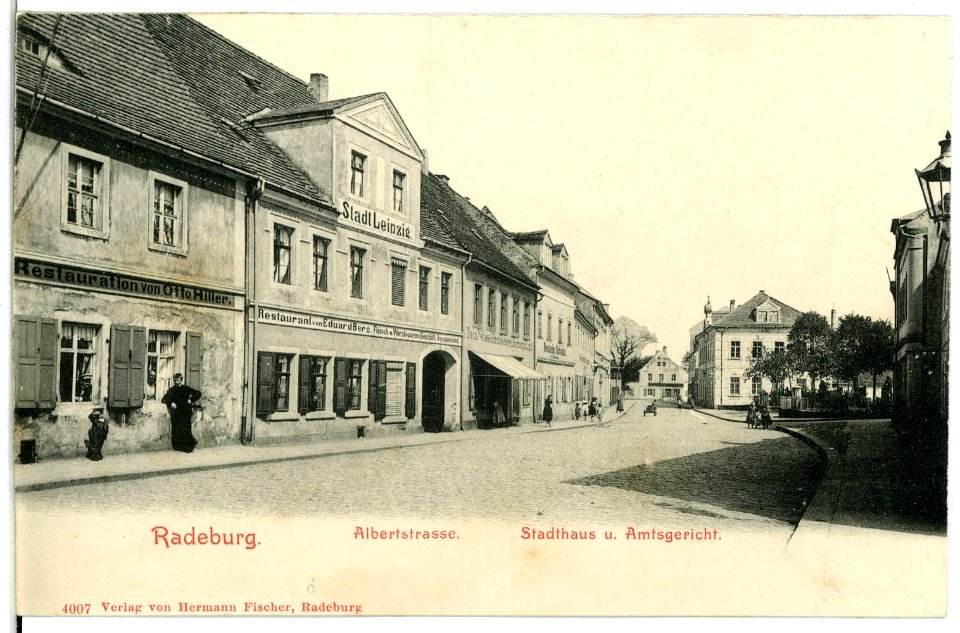 04007-Radeburg-1903-Albertstraße, Stadthaus und Amtsgericht-Brück & Sohn Kunstverlag