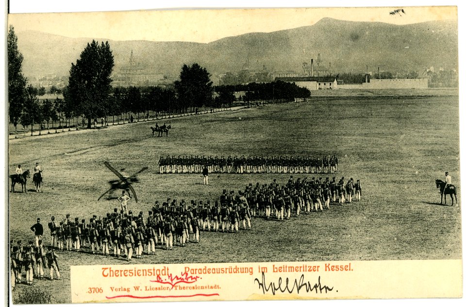 03706-Theresienstadt-1903-Paradeausrückung im Leitmeritzer Kessel-Brück & Sohn Kunstverlag