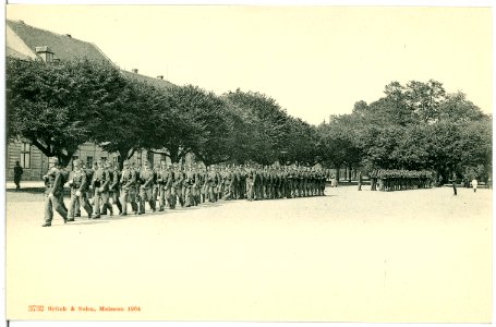 03732-Theresienstadt-1903-Abmarsch der Wachtparade-Brück & Sohn Kunstverlag