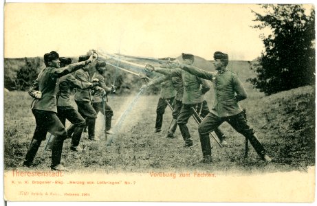 03769-Theresienstadt-1903-K. K. Dragoner-Regiment Herzog von Lothringen Nr. 7 Vorübung zum Fechten-Brück & Sohn Kunstverlag