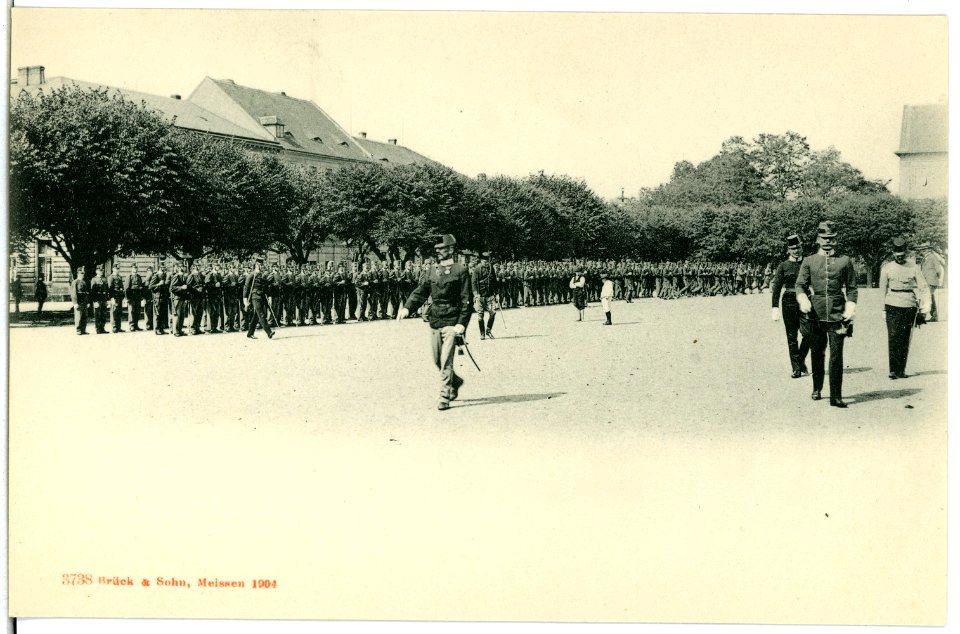 03738-Theresienstadt-1903-Wachtparade-Brück & Sohn Kunstverlag
