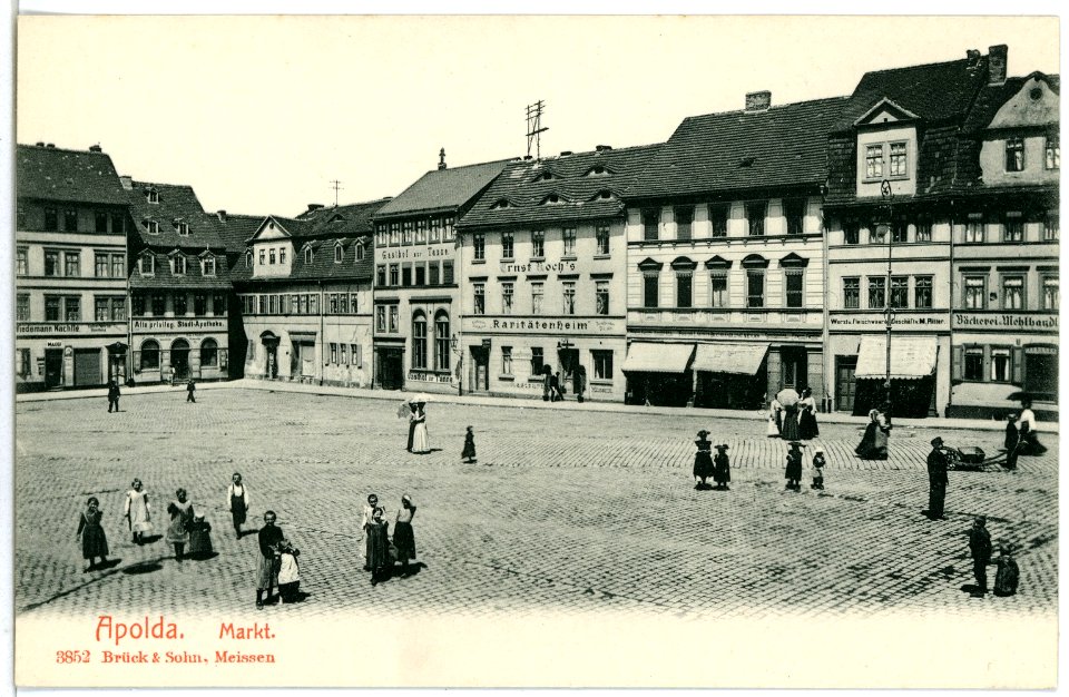 03852-Apolda-1903-Markt - Apotheke, Gasthof zur Tanne, Raritätenheim-Brück & Sohn Kunstverlag