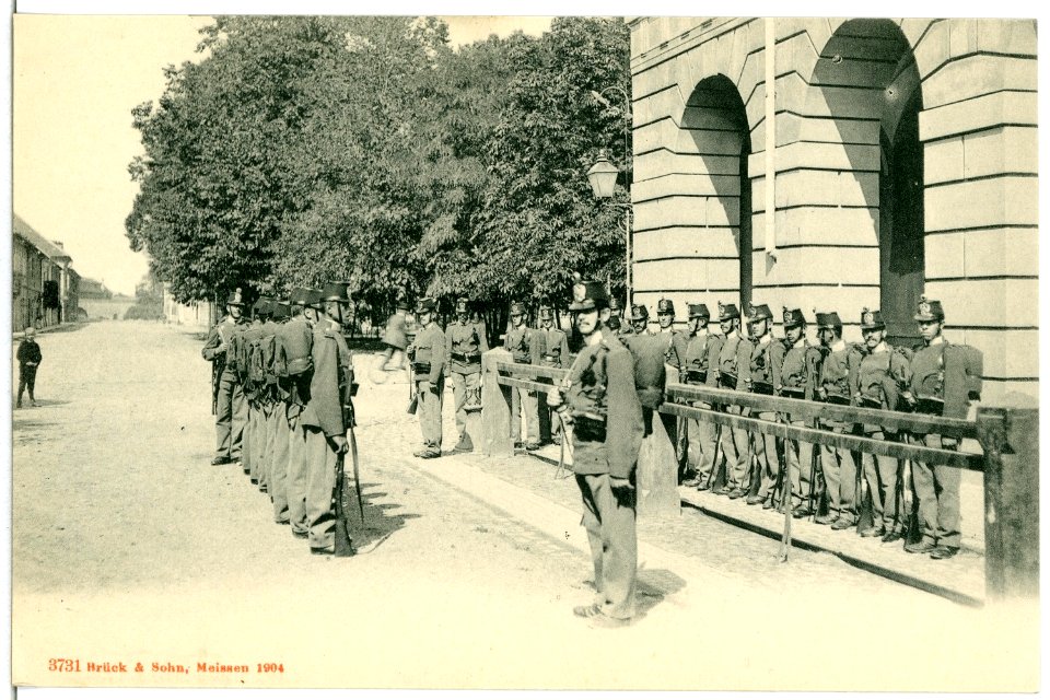 03731-Theresienstadt-1903-Ablösung der Hauptwache-Brück & Sohn Kunstverlag