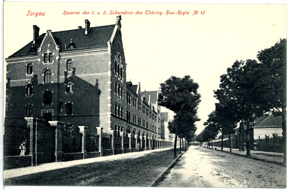 03877-Torgau-1903-Kaserne des 1. und 2. Schwadron des Thüringischen Husaren-Regiment Nr. 12-Brück & Sohn Kunstverlag