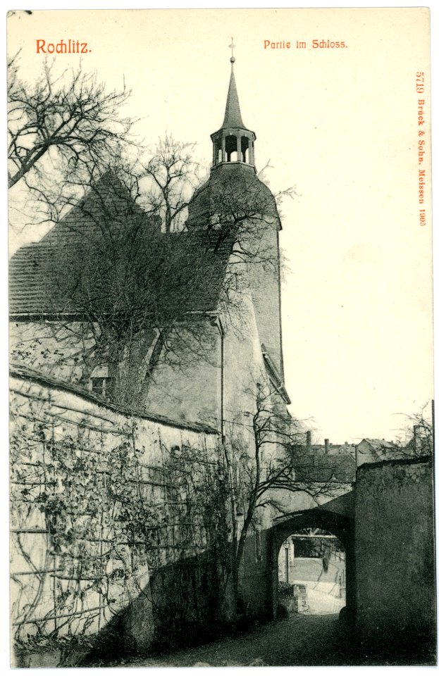 05719-Rochlitz-1905-Im Schloßhof-Brück & Sohn Kunstverlag