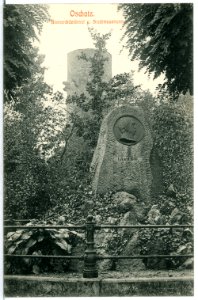 05784-Oschatz-1905-Bismarckdenkmal und Stadtmauerturm-Brück & Sohn Kunstverlag