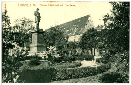 06053-Freiberg-1905-Bismarckdenkmal mit Kornhaus-Brück & Sohn Kunstverlag