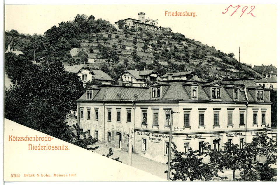 05792-Kötzschenbroda-1905-Blick über das Badhotel zur Friedensburg-Brück & Sohn Kunstverlag