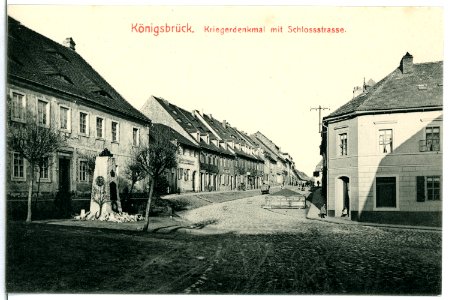 06456-Königsbrück-1905-Schloßstraße mit Kriegerdenkmal-Brück & Sohn Kunstverlag