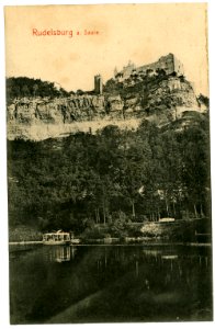 06141-Rudelsburg-1905-Saale mit Boot und Rudelsburg-Brück & Sohn Kunstverlag