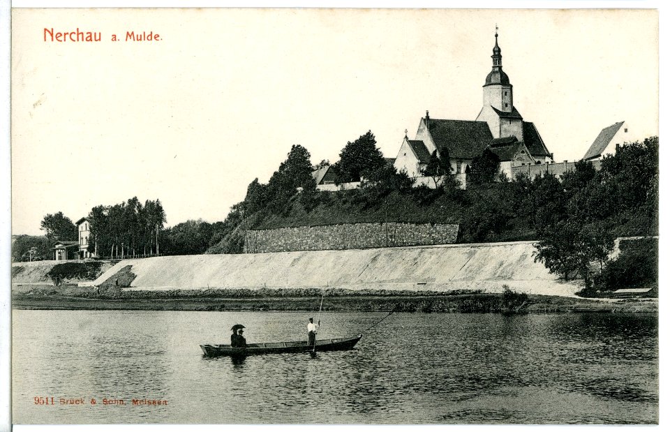 09511-Nerchau-1908-Blick über die Mulde mit Boot nach Nerchau-Brück & Sohn Kunstverlag