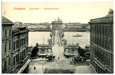 05114-Budapest-1904-Kettenbrücke mit Donau und Dampfer-Brück & Sohn Kunstverlag