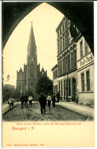 05527-Stargard-1904-Blick durch Stadttor nach der heiligen Geist Kirche-Brück & Sohn Kunstverlag