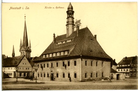 14134-Neustadt-1912-Rathaus und Kirche-Brück & Sohn Kunstverlag