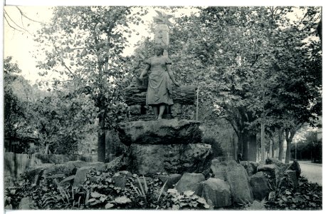 12781-Leisnig-1911-Heimatsbrunnen-Brück & Sohn Kunstverlag