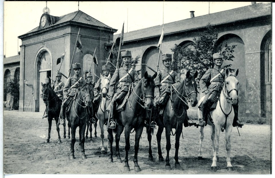 13821-Großenhain-1912-1. Husaren-Regiment vor dem Ausrücken-Brück & Sohn Kunstverlag