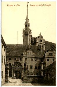 12902-Torgau-1911-Eingang zum Schloß Hartenfels-Brück & Sohn Kunstverlag