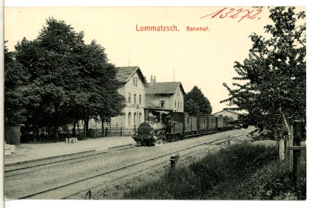 13272-Lommatzsch-1911-Bahnhof mit Personenzug-Brück & Sohn Kunstverlag