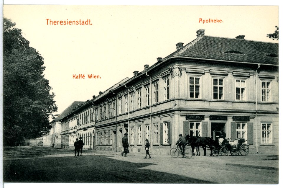 12866-Theresienstadt-1911-Apotheke, Cafe Wien-Brück & Sohn Kunstverlag