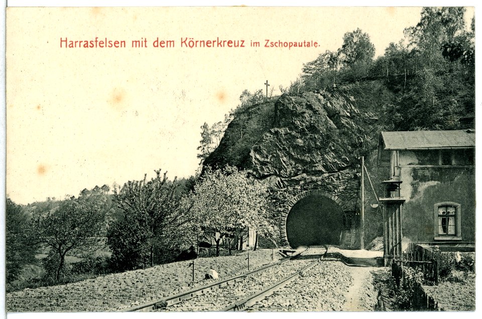 13047-Zschopautal-1911-Harrasfelsen und Tunnel mit dem Körnerkreuz-Brück & Sohn Kunstverlag