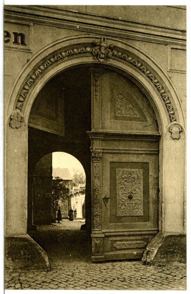 12985-Wittenberg-1911-Altes Portal in der Schloßstraße-Brück & Sohn Kunstverlag