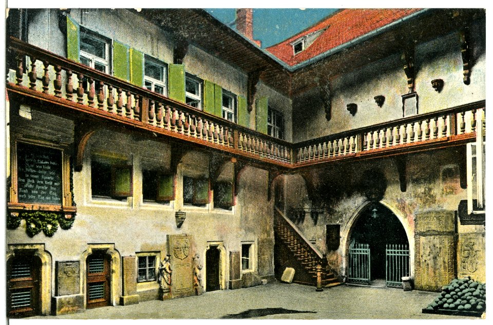 13392-Eger-1911-Hof im Stadthaus-Wallenstein-Haus-Brück & Sohn Kunstverlag