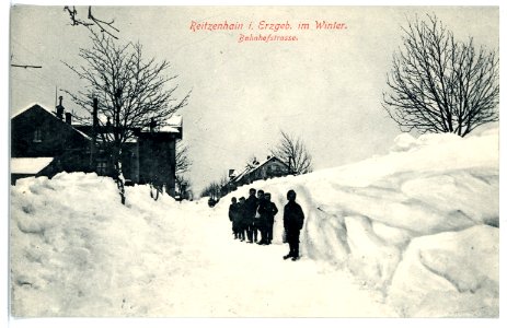 15572-Reitzenhain-1913-Bahnhofstraße im Winter-Brück & Sohn Kunstverlag