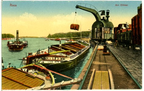 15049-Riesa-1912-Elbkai, Ladekran, Lastkahn Schlepper-Brück & Sohn Kunstverlag