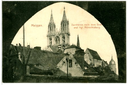 10402-Meißen-1908-Blick durchs Burgtor nach dem Dom-Brück & Sohn Kunstverlag