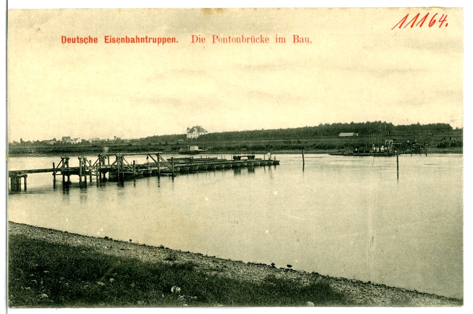11164-Nünchritz-1910-Deutsche Eisenbahntruppen - Pontonbrücke im Bau-Brück & Sohn Kunstverlag
