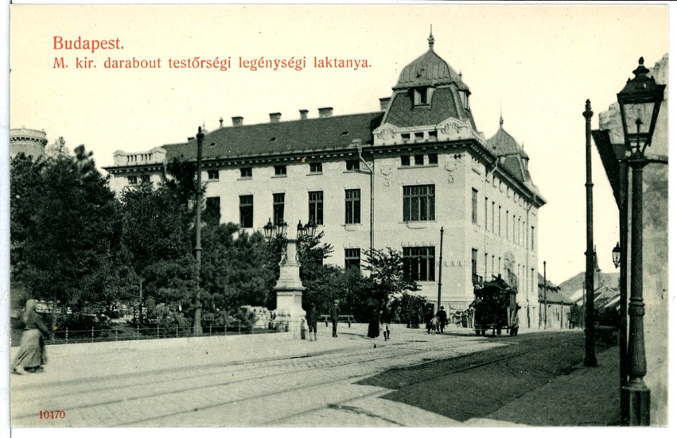 10470-Budapest-1908-M. kir. darabout testorsegi Legenysegi laktanya-Brück & Sohn Kunstverlag