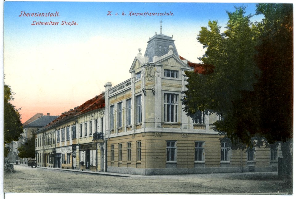 11176-Theresienstadt-1910-K. und K. Korpsoffiziersschule Leitmeritzer Straße-Brück & Sohn Kunstverlag