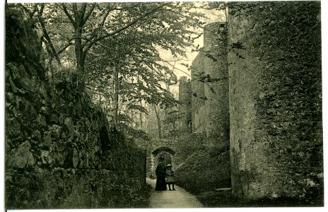 11144-Frauenstein-1910-Partie am Schloß-Brück & Sohn Kunstverlag