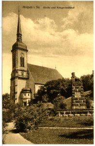 10119-Stolpen-1908-Kirche mit Kriegerdenkmal-Brück & Sohn Kunstverlag