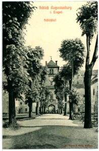 10335-Augustusburg-1908-Schloßhof-Brück & Sohn Kunstverlag