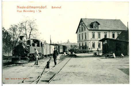 09586-Niederdittmannsdorf-1908-Bahnhof mit Personenzug-Brück & Sohn Kunstverlag
