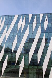 Mirroring spejlflade glass house