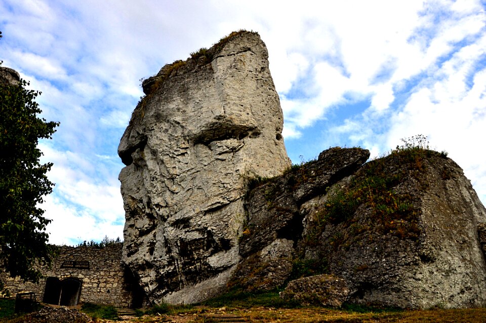 Rocks face the erosion of