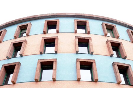Design lines holes