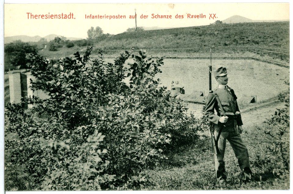 11053-Theresienstadt-1910-Infanterieposten auf der Schanze des Ravelin XX.-Brück & Sohn Kunstverlag