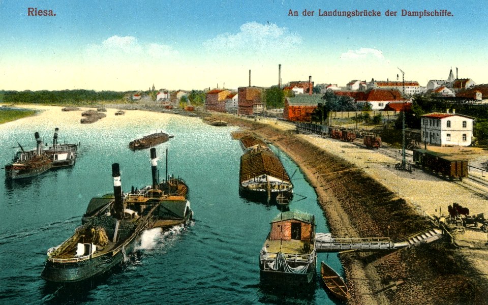 11648-Riesa-1910-Landungsbrücke mit Schleppern und Lastkähnen-Brück & Sohn Kunstverlag 2
