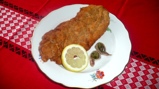 Wiener Schnitzel mit Sardelle und Kapern 2
